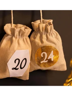 Hollybell Adventskalender<Adventskalender in Beige - (L)90 x (B)55 cm