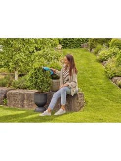 Gardena Gartendekoration<Akku-Gras- und Strauchschere "PowerCut 20/18V P4A solo" in Hellblau