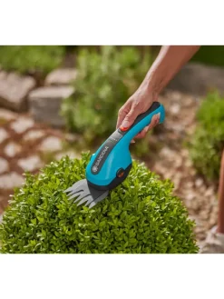 Gardena Gartendekoration<Akku-Grasschere "ComfortCut Li" in Hellblau
