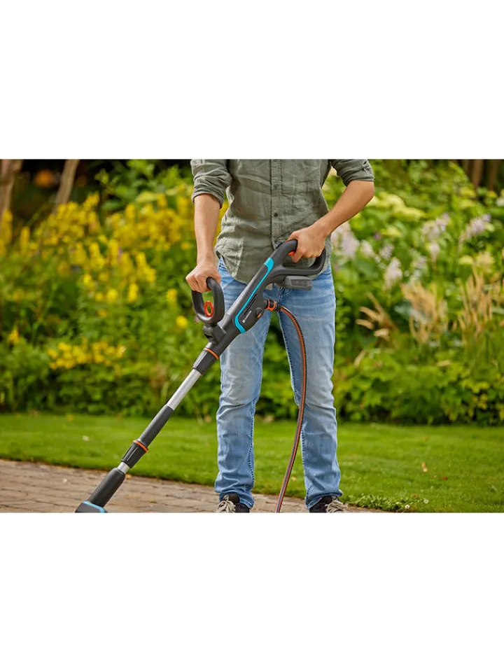 Gardena Gartendekoration<Akku-Multi-Reiniger "Aqua Brush Universal 04" in Grau