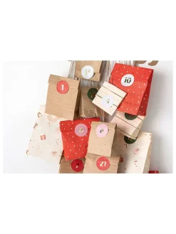 folia PAPER Kreativbedarf & Do-It-Yourself<Bastelset "Adventskalender - Dackel" in Natur/ Rot