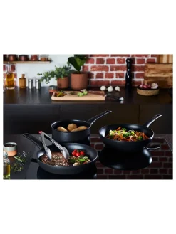 Tefal Kochgeschirr<Bratpfanne "Ultimate on" in Schwarz - Ø 28 cm
