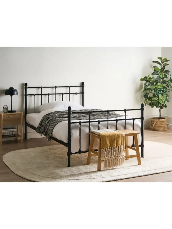 Beliani Betten & Matratzen<Doppelbett LYNX in Schwarz - (W) 121 x (H) 110 x (L) 209 cm