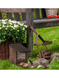 relaxdays Pflanzen & Zubehör<Eichhörnchen Futterhaus in Dunkelbraun - (B)12x (H)17,5 x (T)25 cm