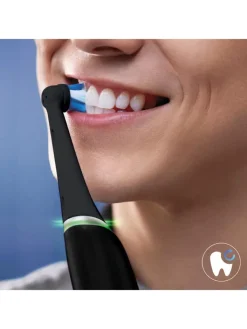 Oral-B Technik|Zahn & Mundpflege<8er-Set: Ersatz-Bürstenköpfe "iO Ultimative Reinigung" in Schwarz