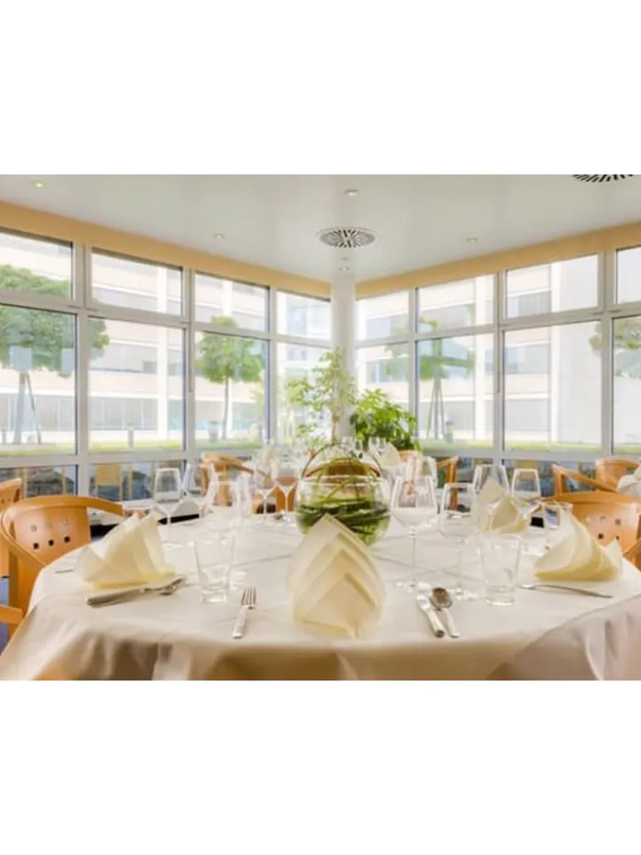 touriDat Reisegutscheine<4*Fora Hotel Hannover by Mercure