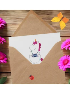 Mr. & Mrs. Panda Sonstige Gutscheine<Gutschein Städtereise Abenteuerbeginn mit Spruch in Weiß