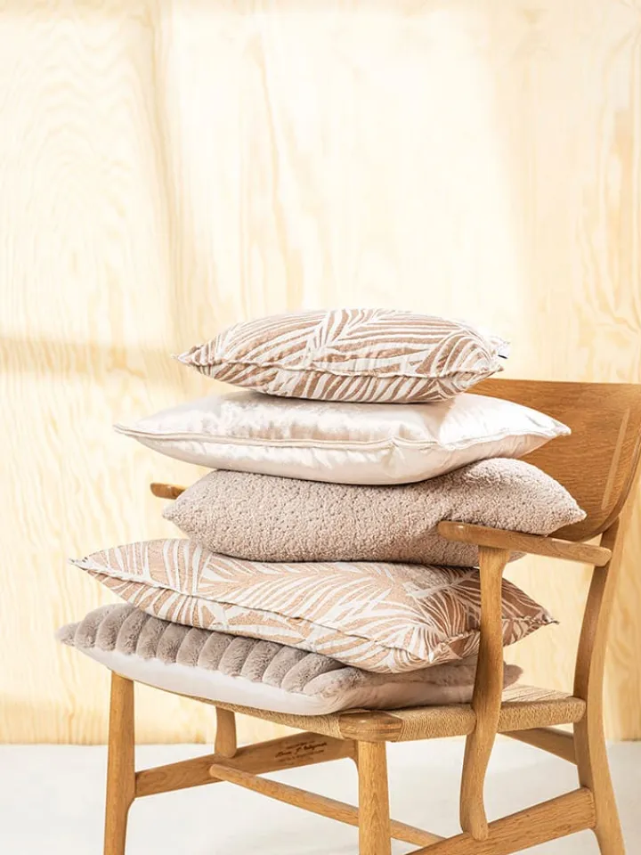 Magma Heimtex Kissen & Kissenhüllen<Kissenhülle "Raya" in Beige - (L)45 x (B)45 cm