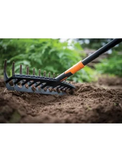 Fiskars Gartendekoration<Rechen "QuikFit" in Schwarz