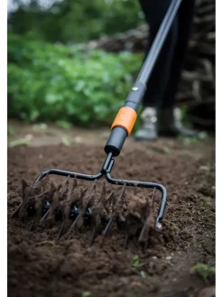 Fiskars Gartendekoration<Sternfräse "QuikFit" in Schwarz/ Orange