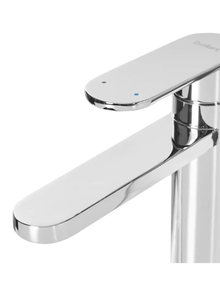 Beliani Badarmaturen<Wasserhähne COLHUE in Silber - (W) 5 x (H) 18 x (L) 17 cm