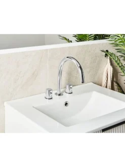 Beliani Badarmaturen<Wasserhähne PILCOMAYO in Silber - (W) 4 x (H) 24 x (L) 21 cm