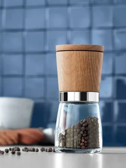 WMF Gedeckter Tisch<Salz- & Pfeffermühlen in hellbraun